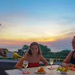 Sulis Beach Hotel & Spa